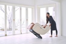 Load image into Gallery viewer, Massage Chair CIRC+
