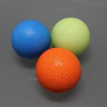 Load image into Gallery viewer, LIVEUP GRIP BALL SET