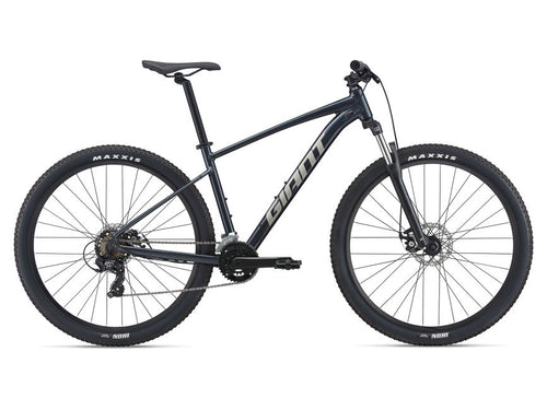 GIANT ATX 27.5 Black Mountain Bike